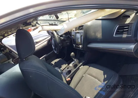 2019 Subaru Outback 2.5I Premium z USA, uszkodzony, nr VIN 4S4BSAFC0K3345861